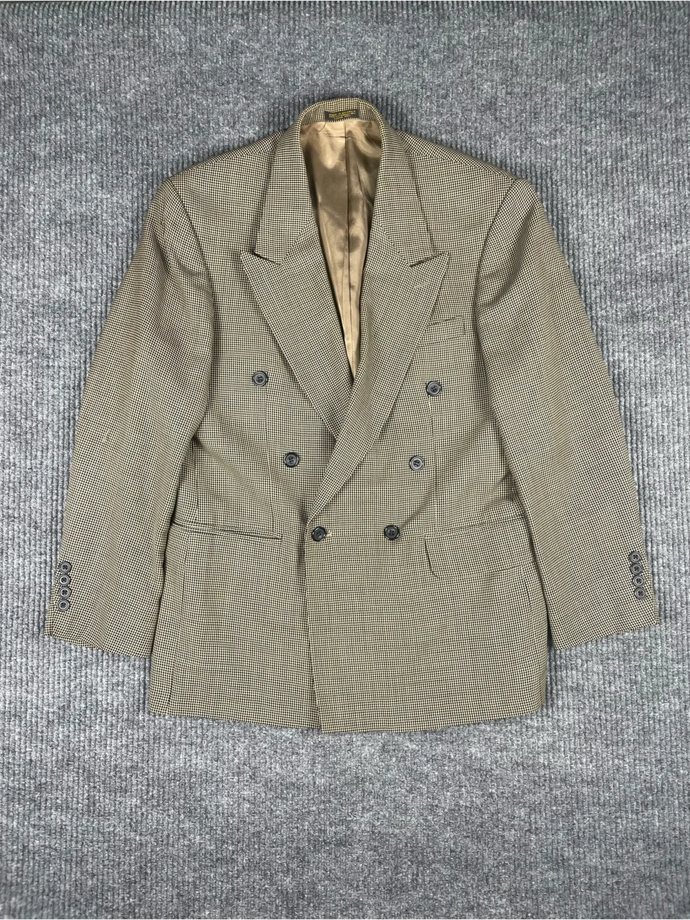 Oscar de la Renta Double-Breasted Houndstooth Blazer in Tan and Black